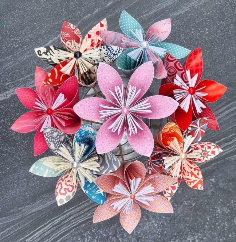 1739195030 Hannah Dennison White brochure iV8sc 768x789