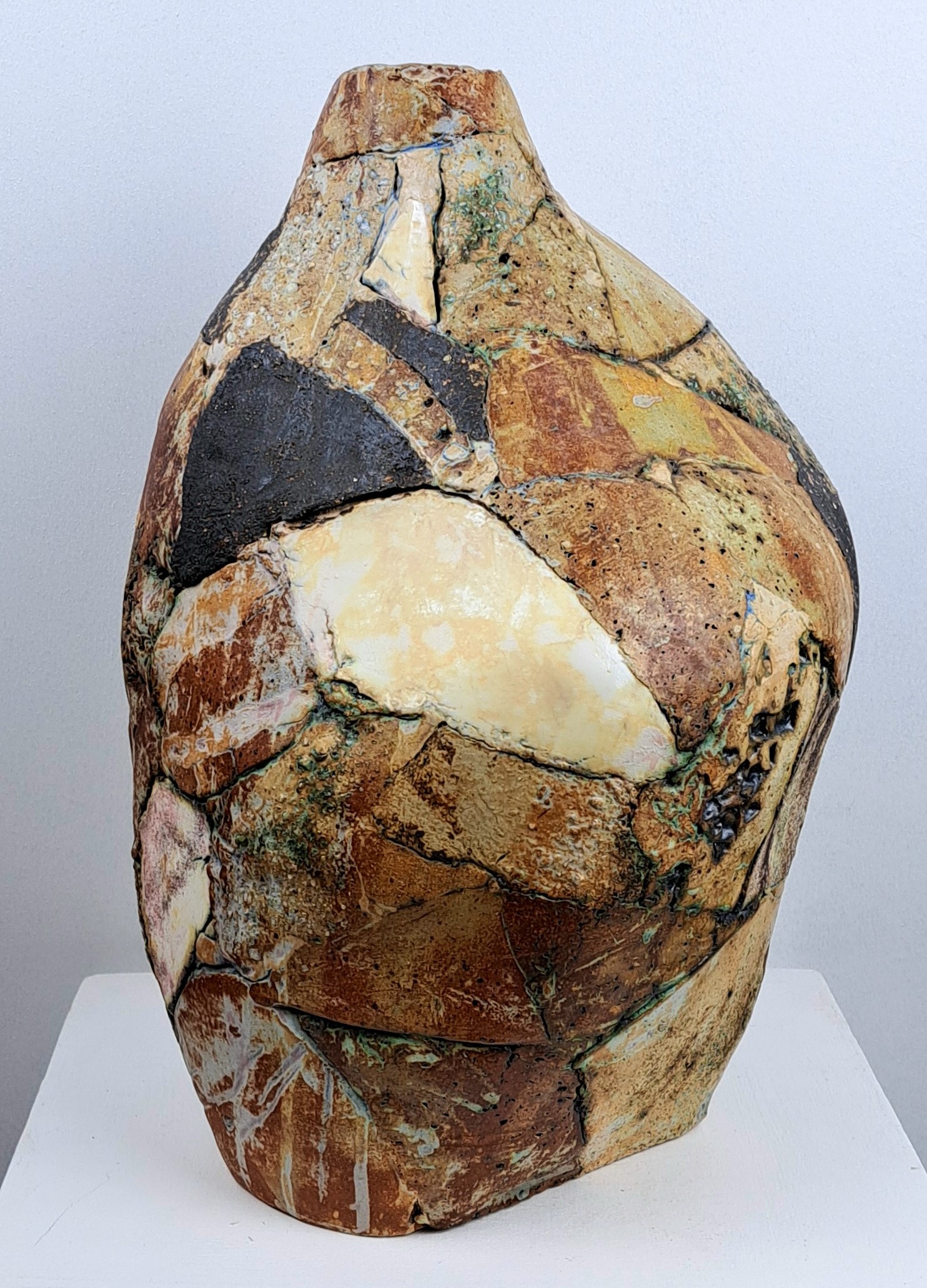 full bellied landscape pot